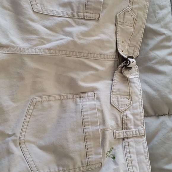 Shorts - Picture 4 of 5